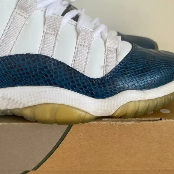 Nike Air Jordan 11 Retro Low Navy Snakeskin Kids Sneakers- 6 Y- 7.5 W - Picture 6 of 12